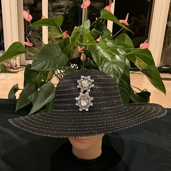Elegant Black Metallic Silver Stripped Wide-Brim Hat with Crystal Embellishments - Picture 1 of 4